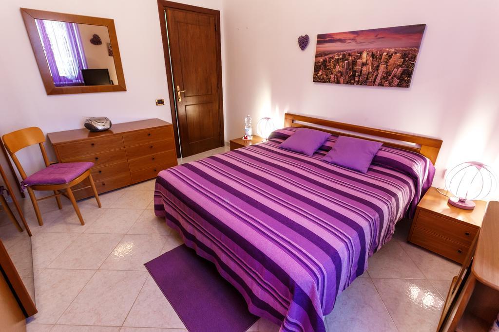 לינה וארוחת בוקר קרבוניה L'Aurora Viola מראה חיצוני תמונה